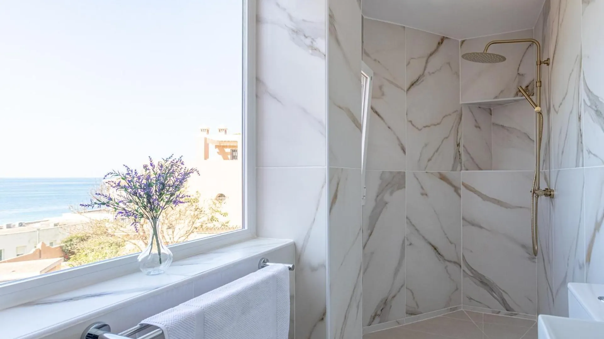 Holiday home Wehostcostaluz-Maison Zen Au Bord De Mer Villa El Puerto de Santa Maria Spain
